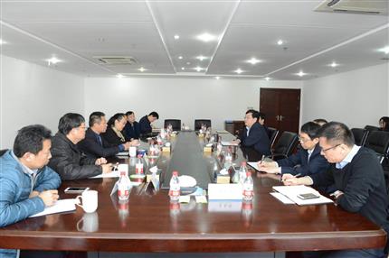 中原工學(xué)院副校長(zhǎng)、首航資本CEO一行到訪河南航投