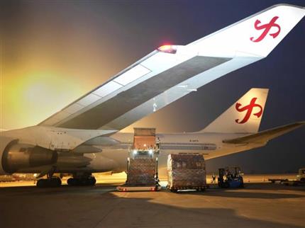 61.1萬噸！鄭州機(jī)場貨運(yùn)量已超去年 “雙貨航”支撐鄭州樞紐貨運(yùn)再突破